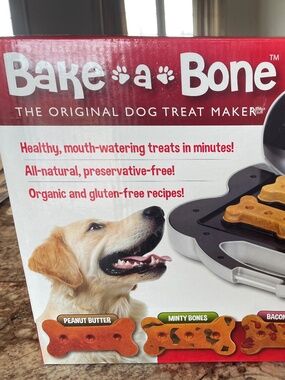 Bake a bone dog treat maker